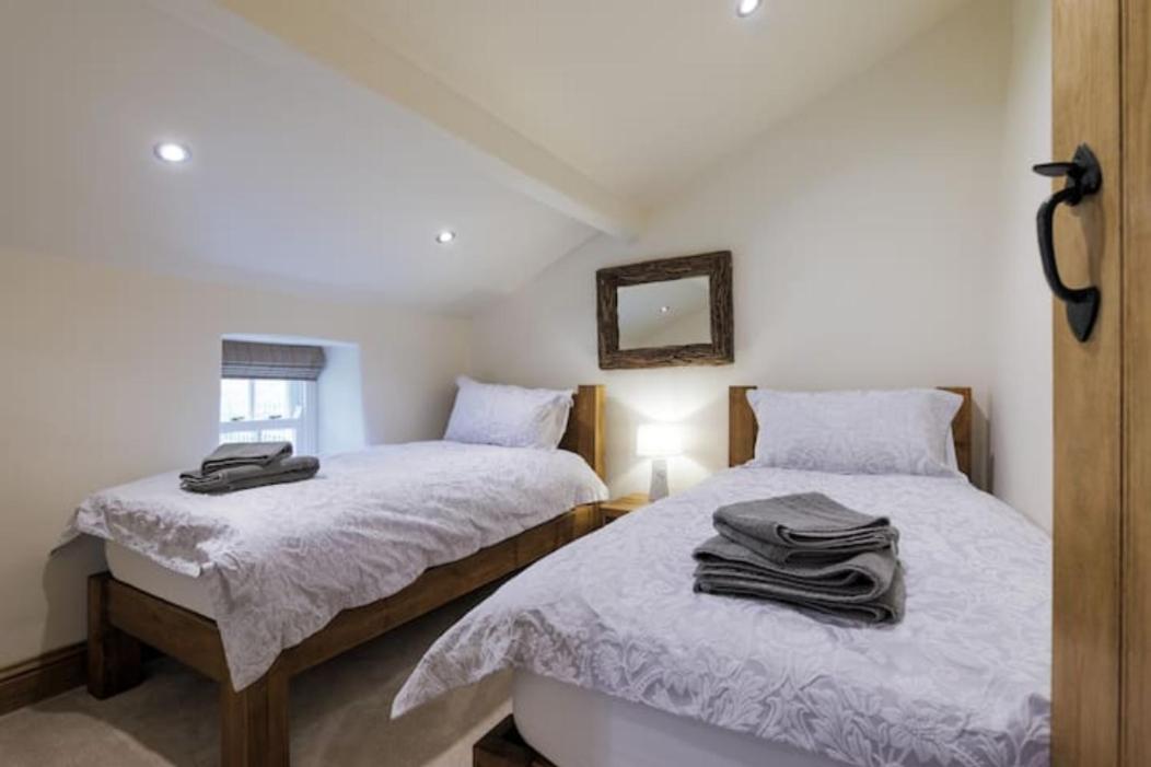 5 Star Cottage On The Green With Log Burner - Dog Friendly Austwick Exterior foto