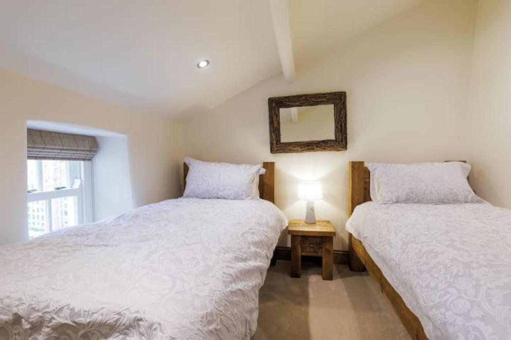 5 Star Cottage On The Green With Log Burner - Dog Friendly Austwick Exterior foto